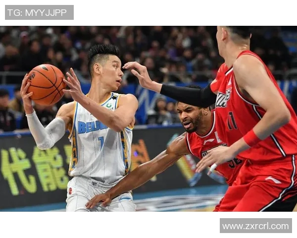 深圳篮球队盯防革新探索：战术创新与球员适应性分析